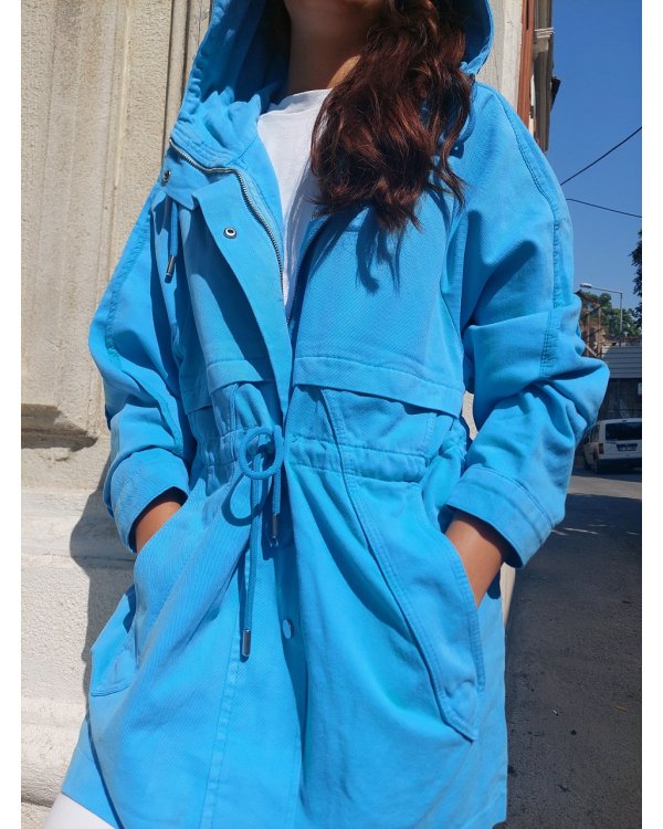 İYE'S Mavi Oversize Kapüşonlu Gabardin Ceket